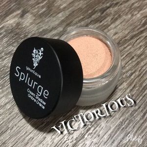 Younique Cream Shadow-New in Box